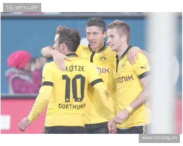 莱万多夫斯基与凯恩能力对比：全能中锋与终结机器的差异