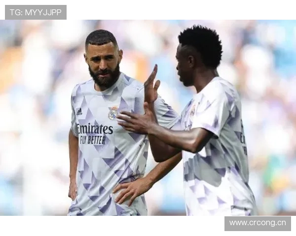 维尼修斯 vs 莱奥：爆点能力与突破效率对比