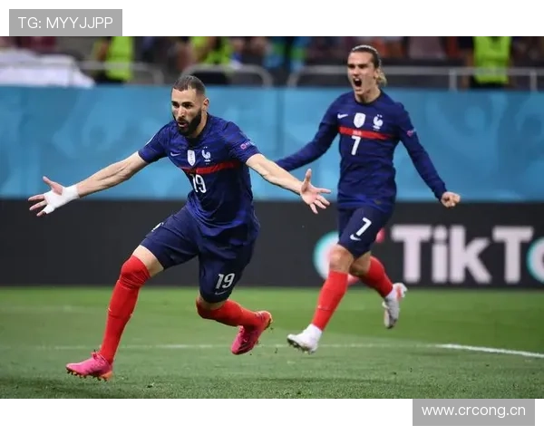 本泽马法国队缺席解析：战术角色与体系适配性如何体现？